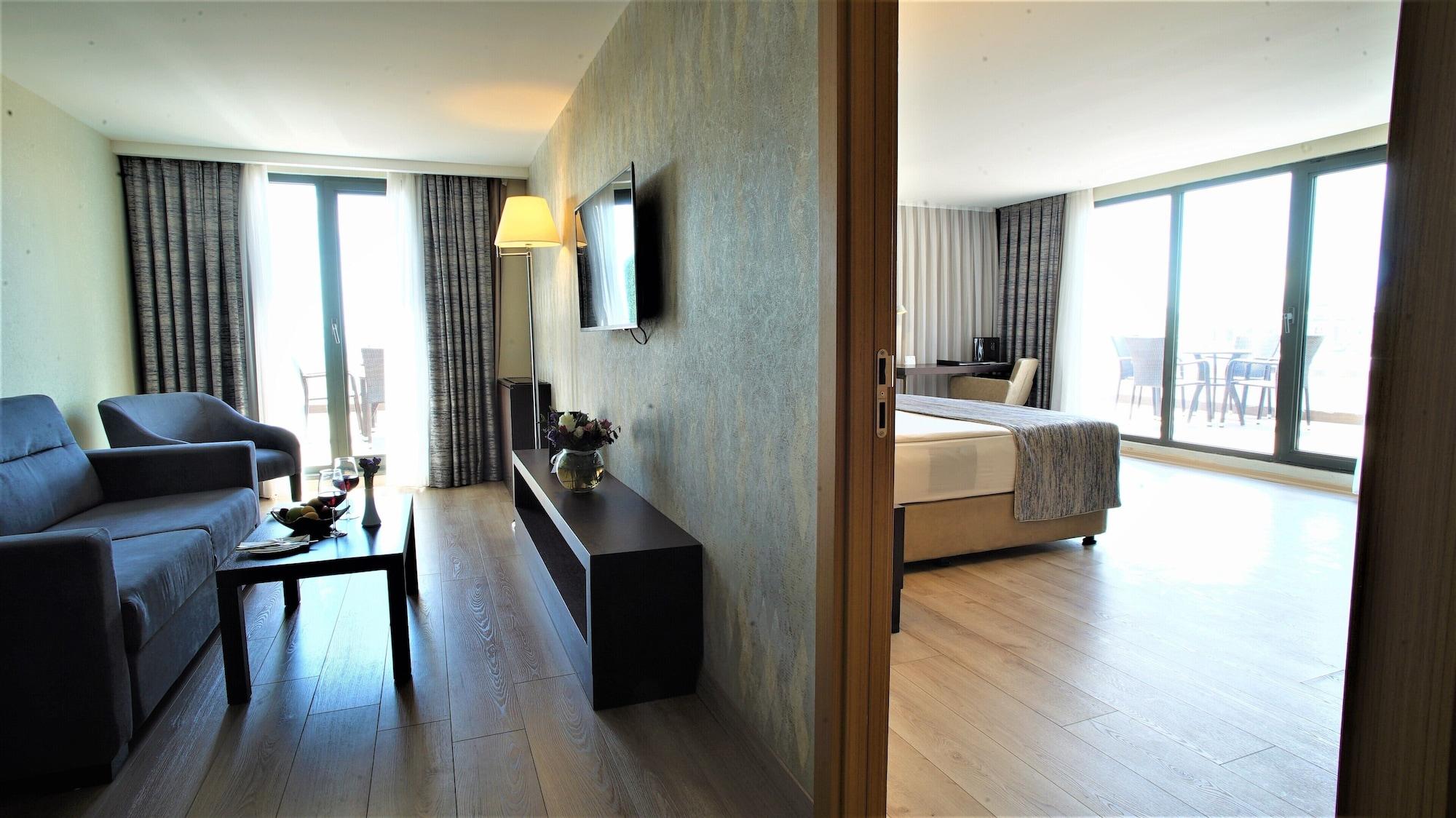 พอร์ต บอสฟอรัส Hotel อิสตันบูล ภายนอก รูปภาพ