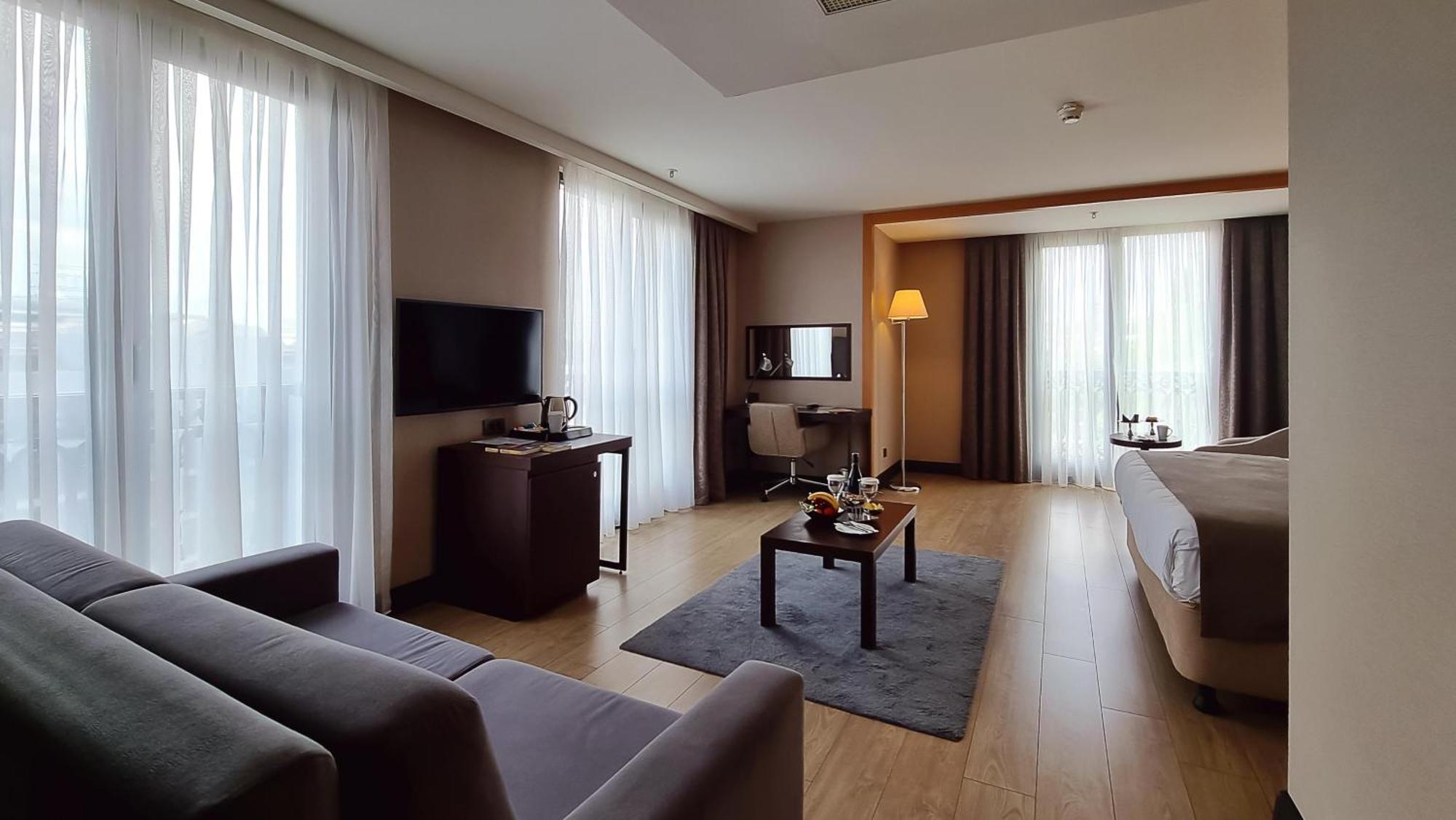 พอร์ต บอสฟอรัส Hotel อิสตันบูล ภายนอก รูปภาพ