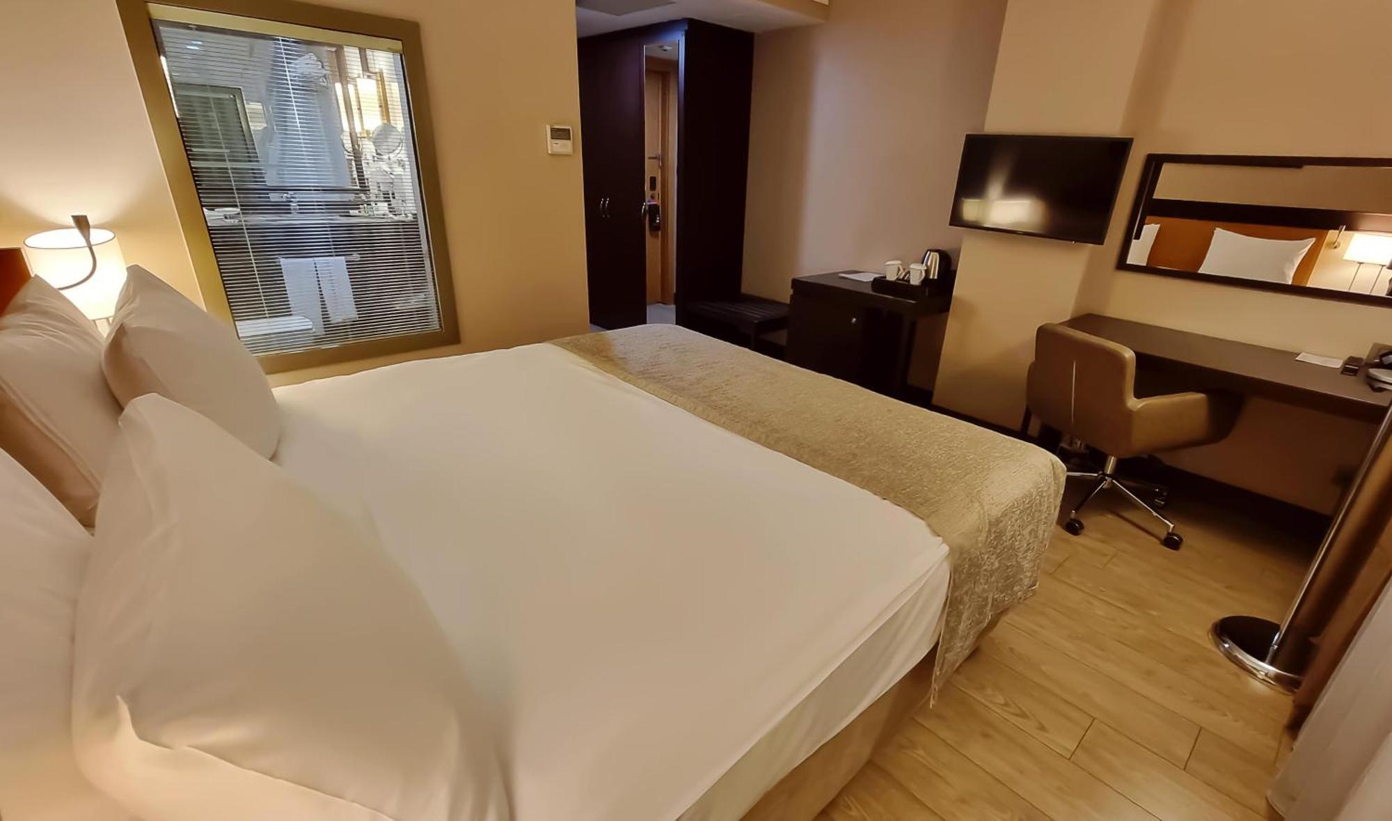 พอร์ต บอสฟอรัส Hotel อิสตันบูล ภายนอก รูปภาพ