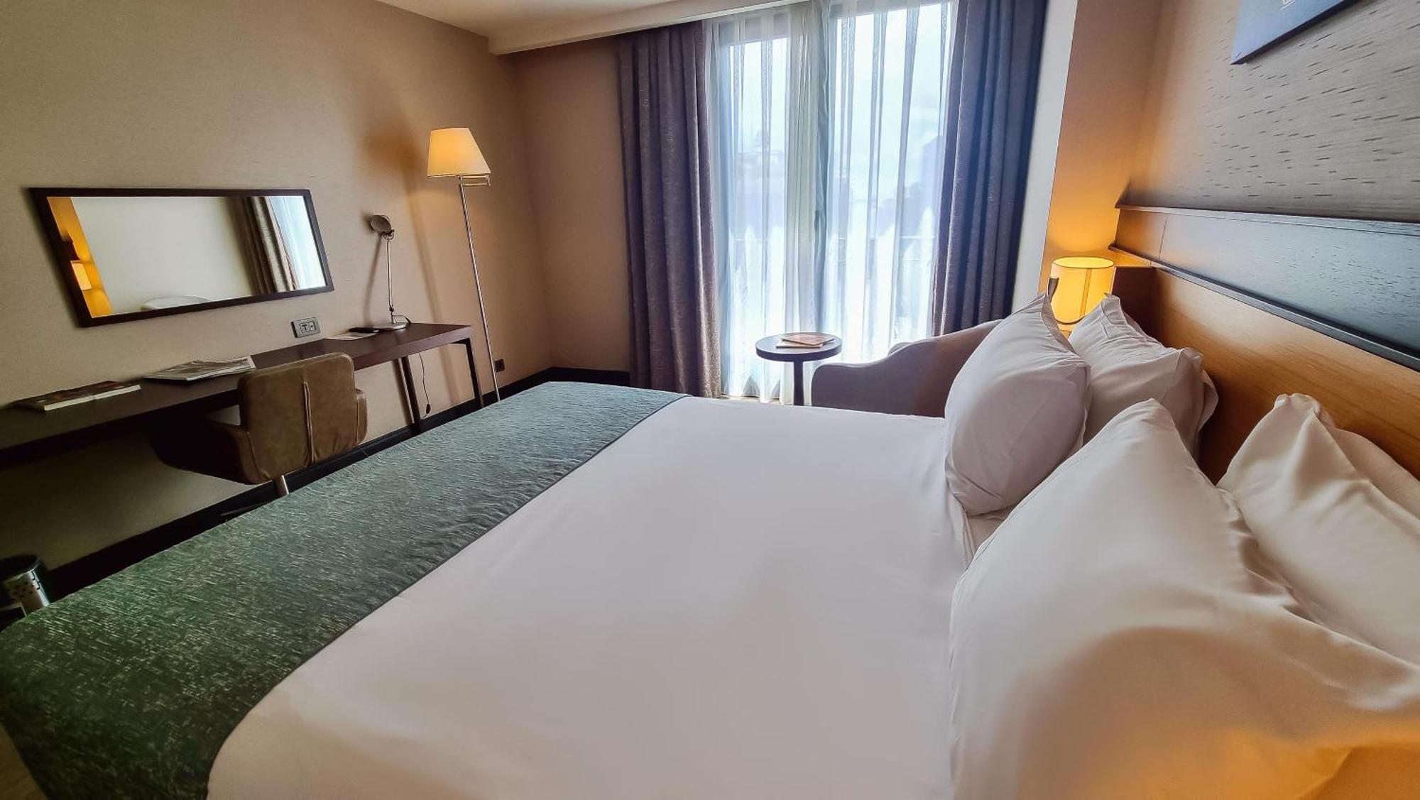 พอร์ต บอสฟอรัส Hotel อิสตันบูล ภายนอก รูปภาพ