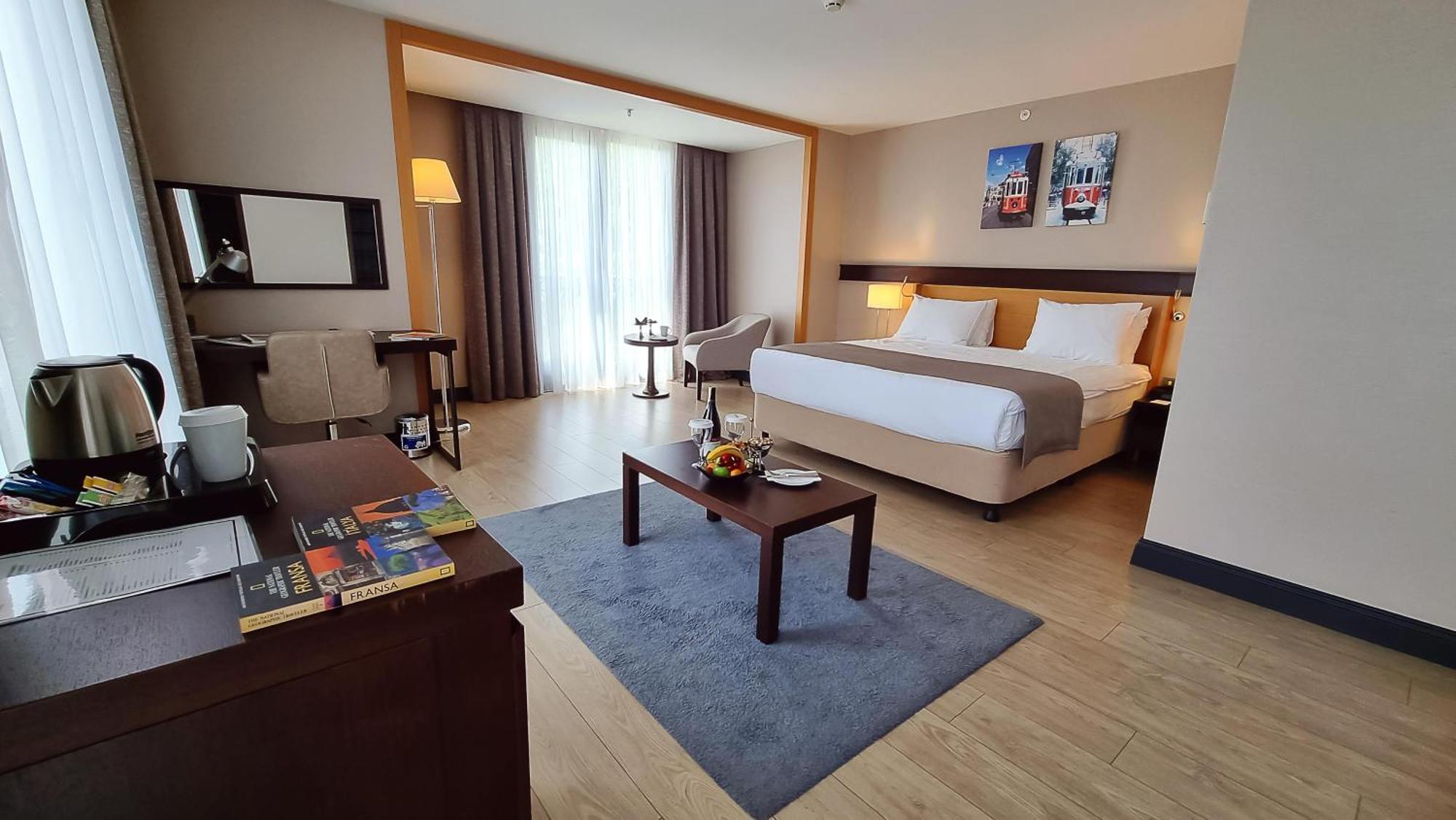 พอร์ต บอสฟอรัส Hotel อิสตันบูล ภายนอก รูปภาพ